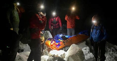 Hiker in cotton hoodie with no food, water saved from Colorado 13er after 10-hour rescue